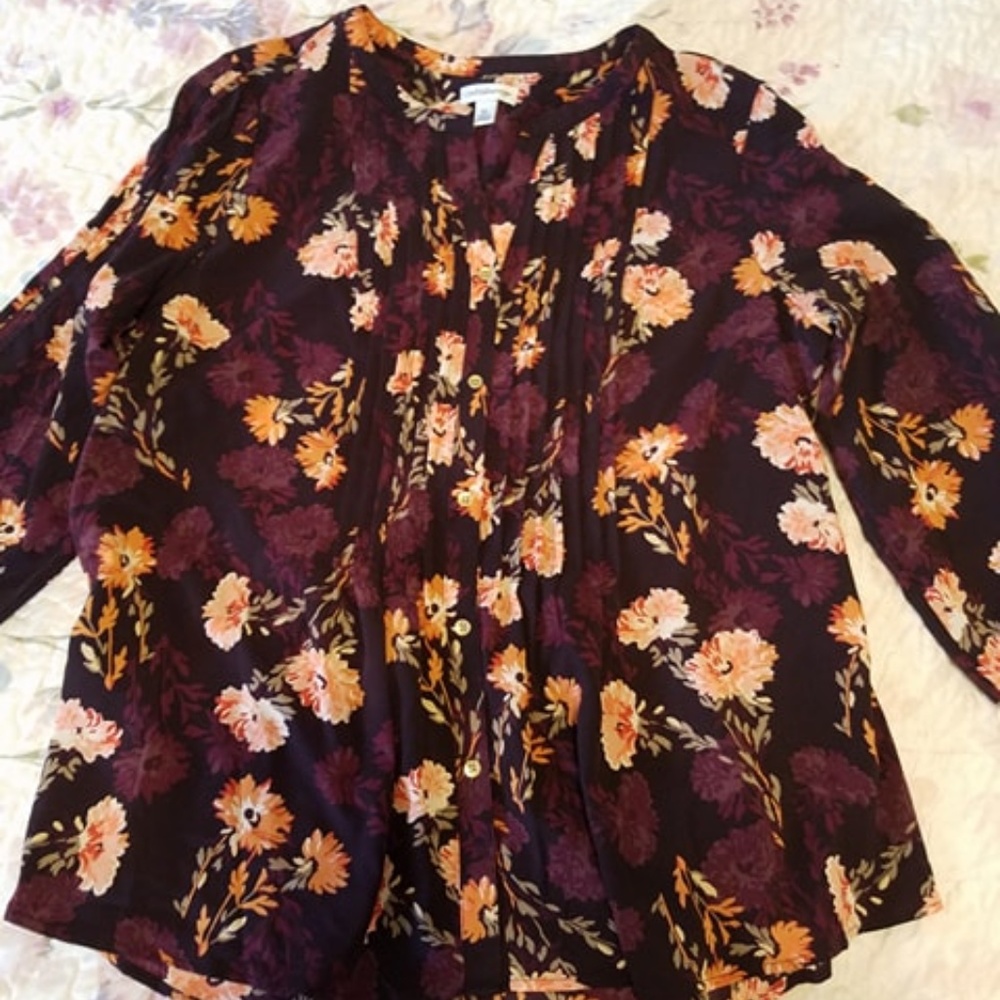 3 for $25: Croft and Barrow Floral Top - NWT